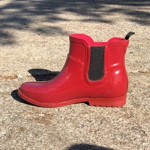 Women’s Red Low Cut Rain Boots